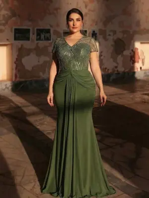 Plus Size Women's Beaded Embroidered Mermaid Maxi Evening Gown