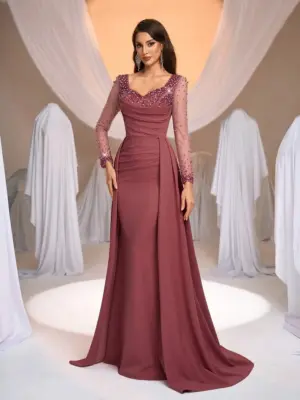 Women's Sweetheart Neck Mermaid Maxi Evening Gown with Floral Appliqué